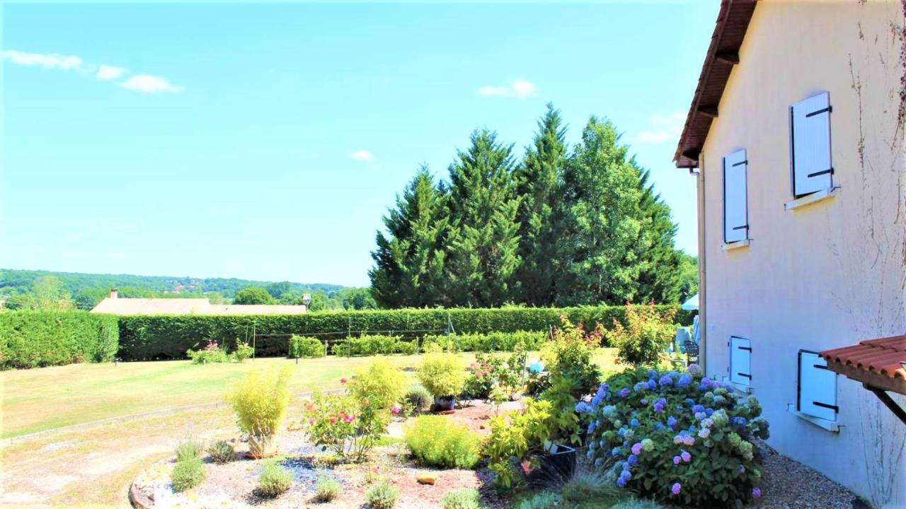 La Salamandre De Chazelles 16 Bed & Breakfast エクステリア 写真